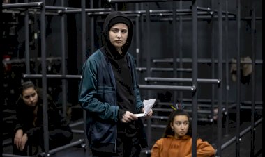 Teatro das Beiras recebe a Companhia de Teatro de Almada com a peça "O futuro já era"