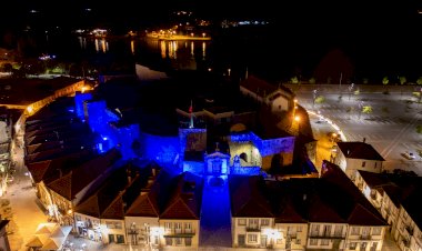 Dia da Europa: Cerveira ilumina Castelo e ergue bandeira da UE