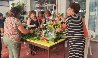 Oficina de Artes Florais junta Seniores de Arcos de Valdevez