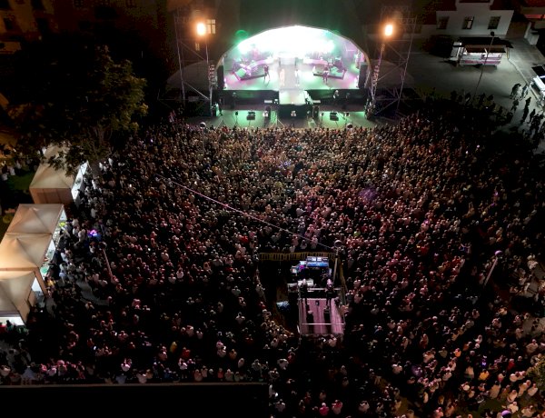 Tony Carreira, Sara Correia, Dillaz e Quim Barreiros animam as “Festas da Vila” de Figueira de Castelo Rodrigo