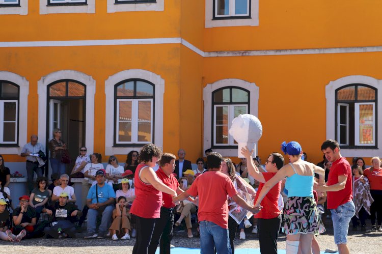 “Aos nossos olhos”: a Arte como ponte para a inclusão