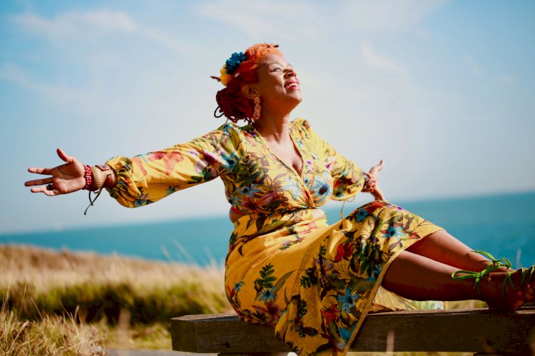 Jazz crioulo em concerto imperdível de Carmen Souza no Teatro Viriato