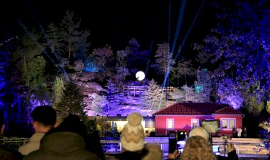 Marques Mendes inaugurou Floresta Encantada na Porta do Mezio
